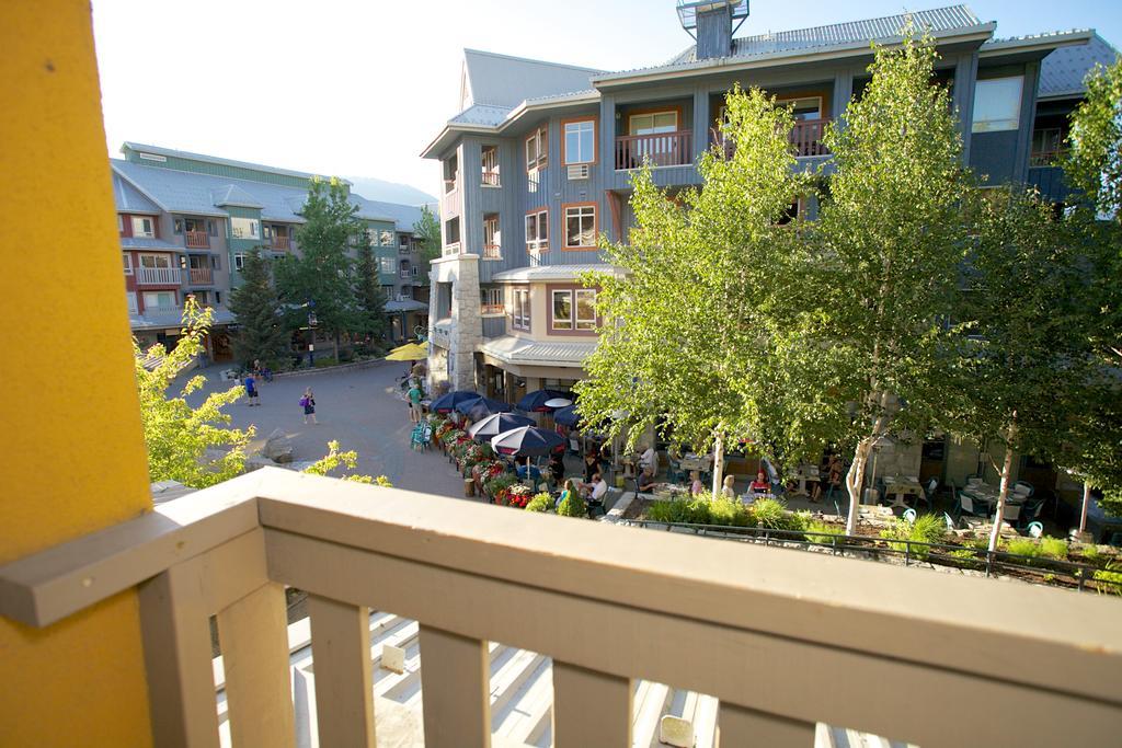 Town Plaza By Mountainview Accommodation Whistler Szoba fotó